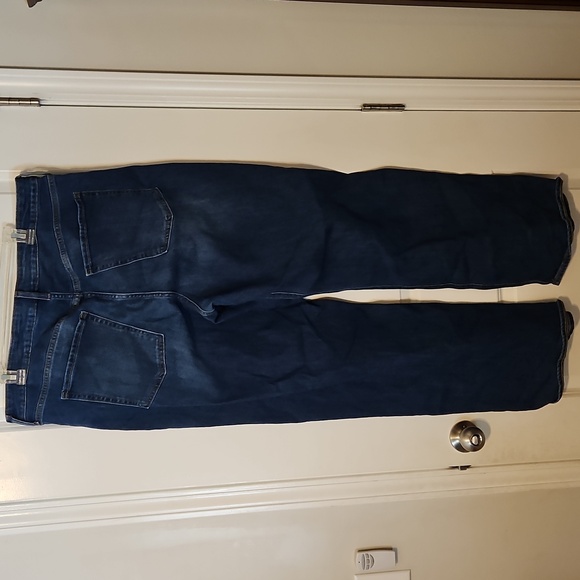 Old Navy Wide Leg Wow Jeans - Picture 3 of 3